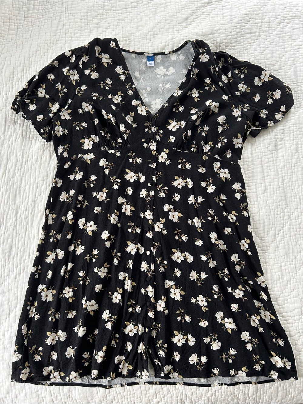Old Navy' Black Floral Short Sleeve Dress